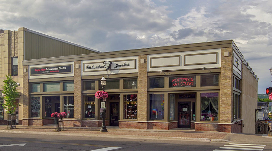 Richardsons Jewelers Development